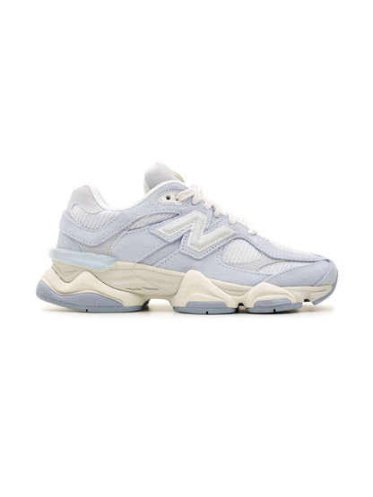 New Balance 9060 Bleu baskets basses homme et femme daim et mesh bleu, vue de profil
