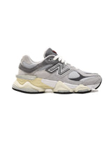 New Balance 9060 Sneakers Basses Unisexe en Suède et Mesh, Amorti ABZORB
