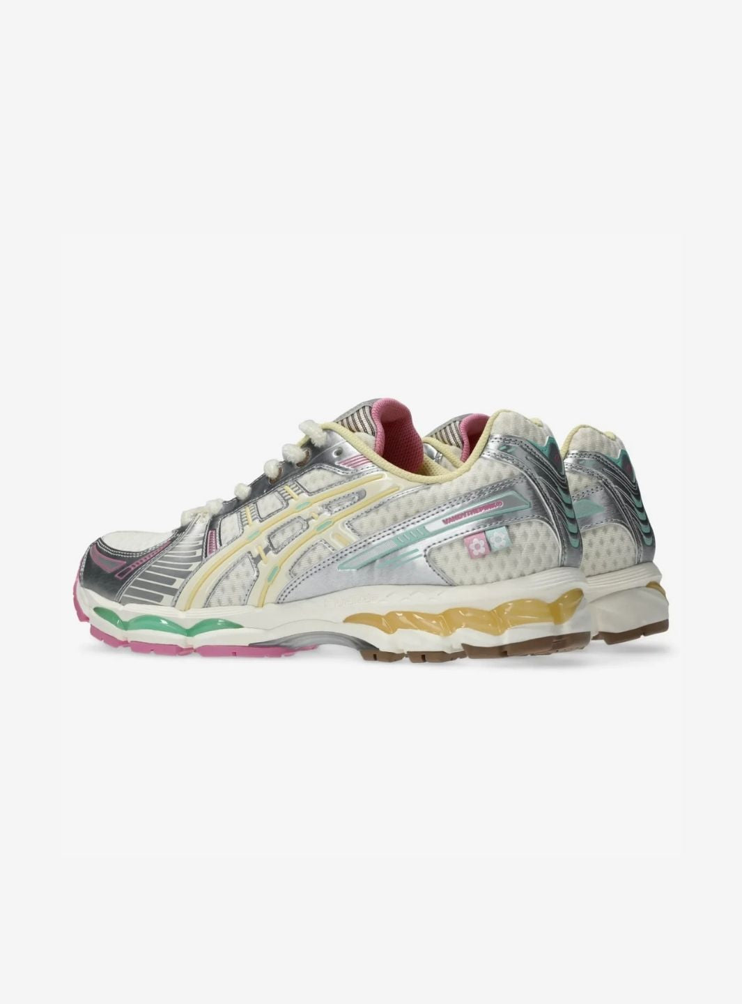 ASICS Gel-Kayano 12.1 x Vandy The Pink Vanilla Baskets Crème Mixte - 6