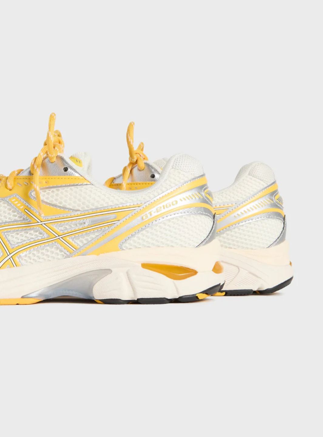Asics GT-2160 Kith Cream Solar Power (2025) baskets basses homme et femme en mesh et cuir synthétique crème, portées