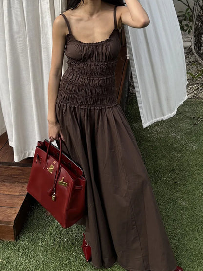 Robe Longue Femme Plissée – Silhouette Fluide et Élégante