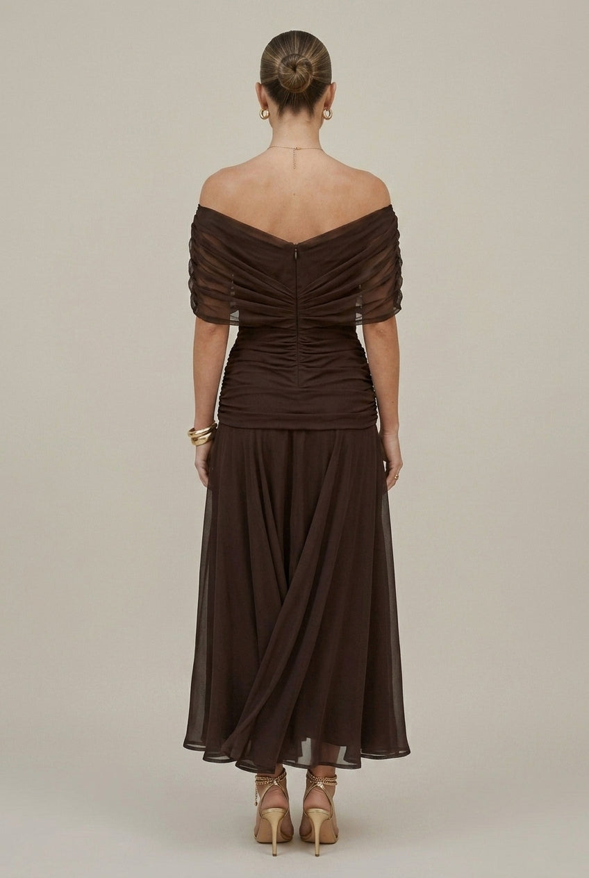 Robe Maxi Mousseline Femme – Épaules Dénudées Taille Froncée Coupe Fluide
