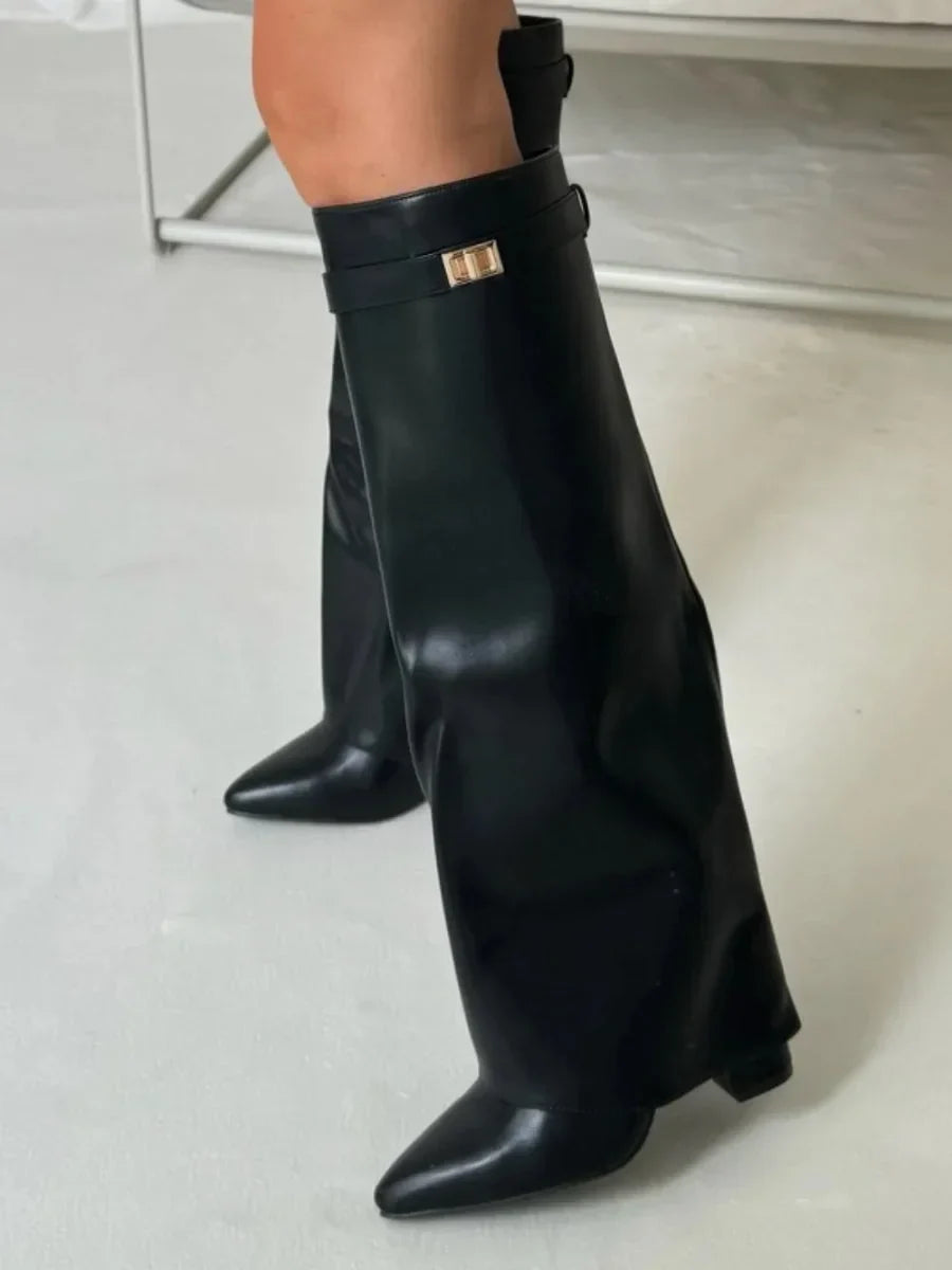 Bottes Femme Louane en Daim à Boucles Métalliques