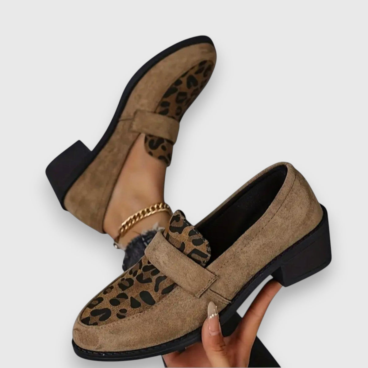 Mocassins Femme Margaux-Flore – détail de la tige