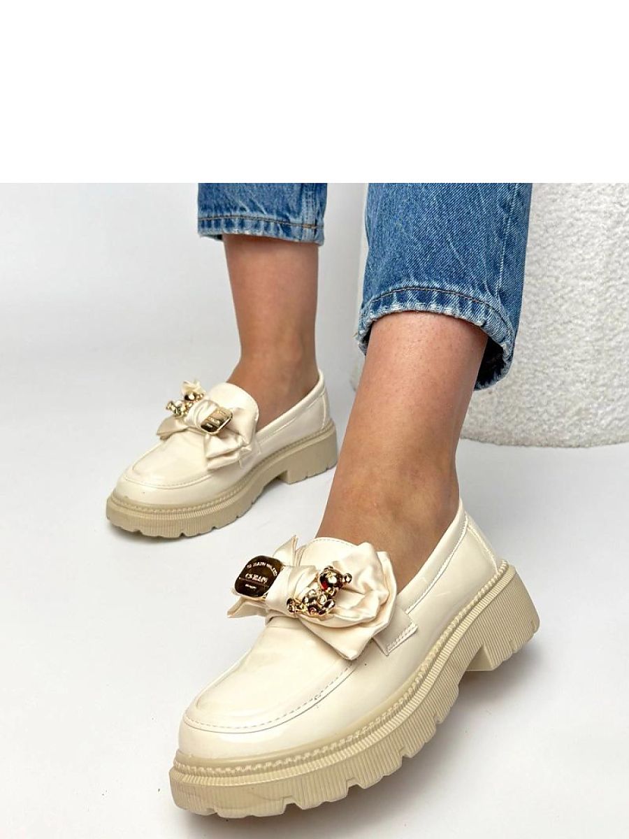 Mocassins Femme Anaïs-Ana – détail de la tige