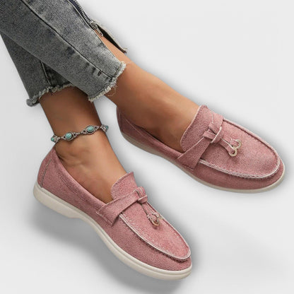 Mocassins Femme Camille-Célia – détail de la tige