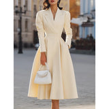 Robe Longue Femme Col V – Coupe Gainante et Affinante
