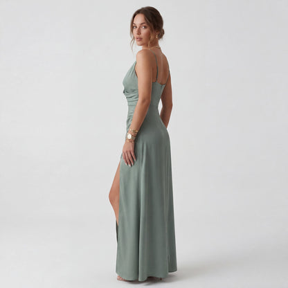 Robe Slip Femme Col V Fendue – Coupe Slim à Bretelles | Drapé Soyeux