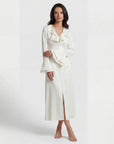Robe midi femme en tissu – Détail col à volants