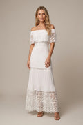Robe Longue Femme en Dentelle – Épaules Dénudées et Jupe à Volants
