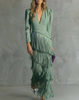 Robe Maxi Frangée Femme Col V – Manches Longues Coupe Ajustée