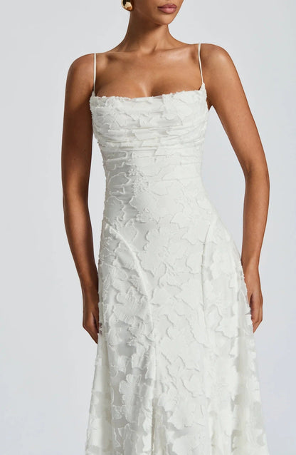 Robe Maxi Femme Dos Nu à Lacets – Corsage Ajusté | Dentelle Texturée