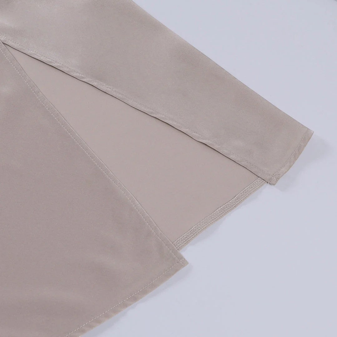 Robe Slip Femme Col V Fendue – Coupe Slim à Bretelles | Drapé Soyeux