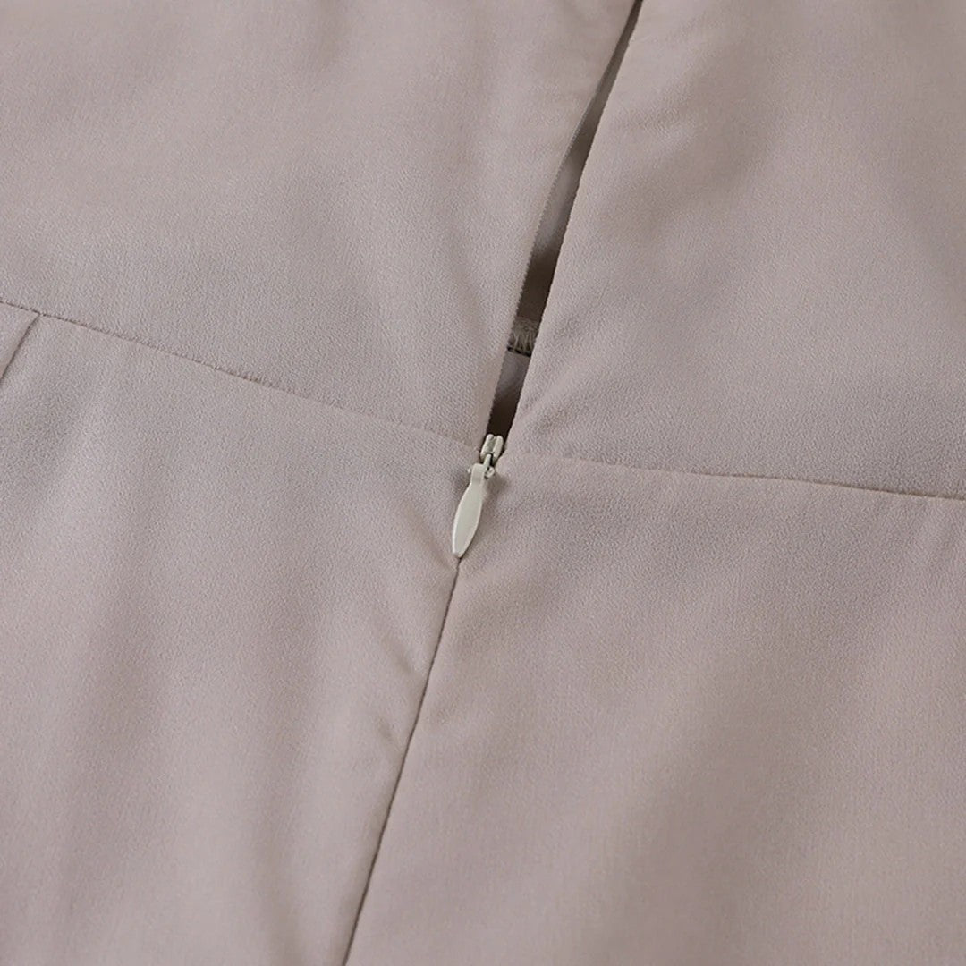 Robe Slip Femme Col V Fendue – Coupe Slim à Bretelles | Drapé Soyeux