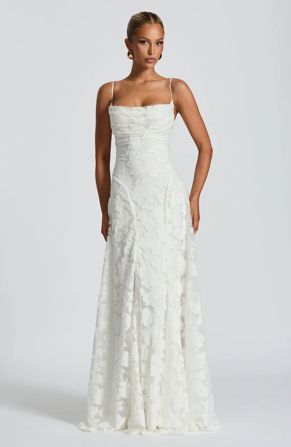 Robe Maxi Femme Dos Nu à Lacets – Corsage Ajusté | Dentelle Texturée