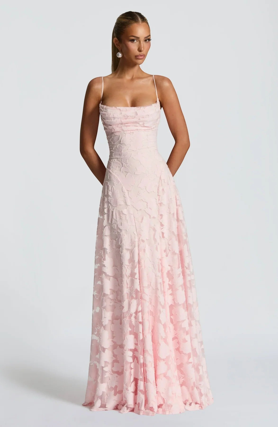Robe Maxi Femme Dos Nu à Lacets – Corsage Ajusté | Dentelle Texturée