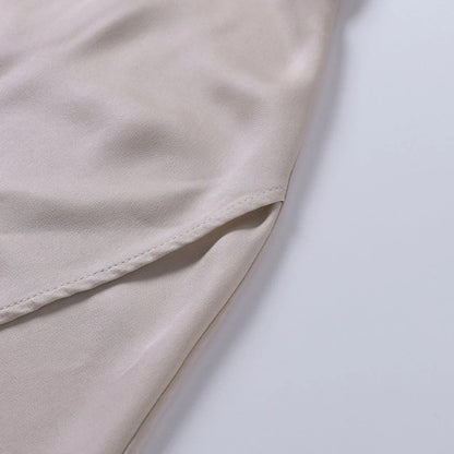 Robe Slip Femme Col V Fendue – Coupe Slim à Bretelles | Drapé Soyeux