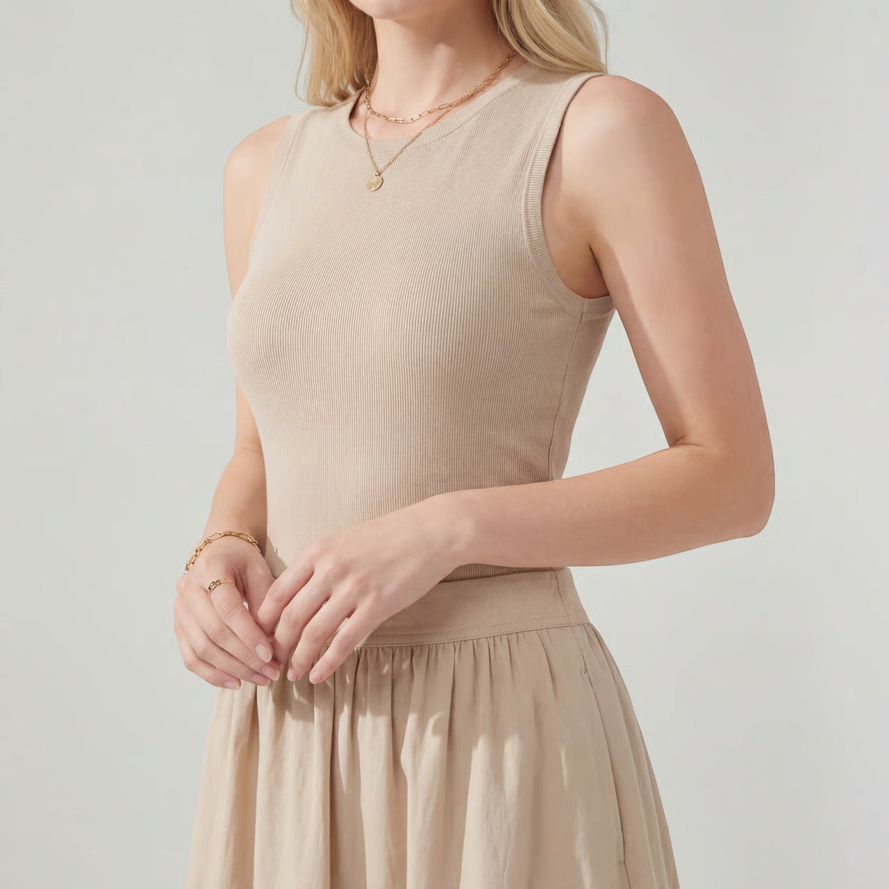 Robe midi femme sans manches en tissu – Coupe évasée ligne A