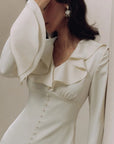Robe midi femme en tissu – Détail col à volants