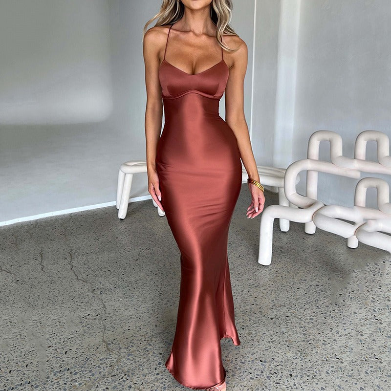 Robe Femme Satin – Dos Nu avec Lacets