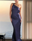 Robe Longue Femme Épaule Asymétrique – Finition Satinée