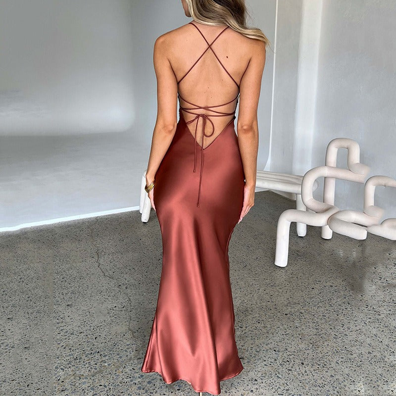 Robe Femme Satin – Dos Nu avec Lacets