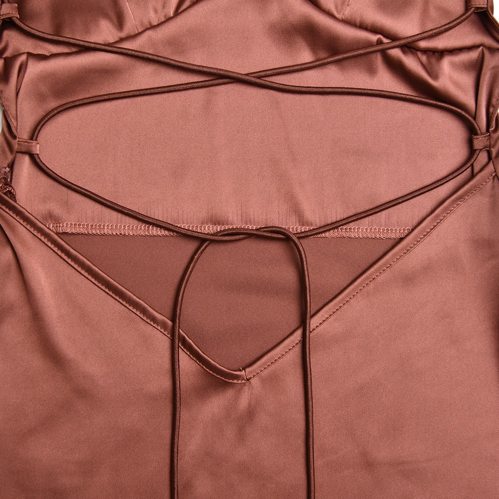 Robe Femme Satin – Dos Nu avec Lacets
