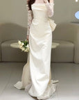 Robe Longue Femme Satin – Manches en Dentelle et Col Bardot