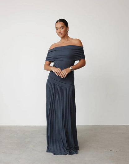 Robe Maxi Femme Épaules Dénudées Plissée – Coupe Fluide et Polyvalente