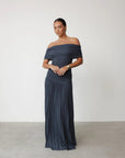 Robe Maxi Femme Épaules Dénudées Plissée – Coupe Fluide et Polyvalente