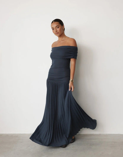 Robe Maxi Femme Épaules Dénudées Plissée – Coupe Fluide et Polyvalente
