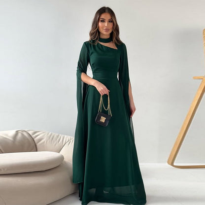 Robe Longue Femme Coupe A – Encolure Asymétrique à Découpe