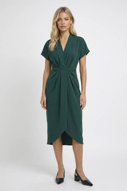 Robe Midi Femme à Portefeuille – Coupe Élégante et Plissée