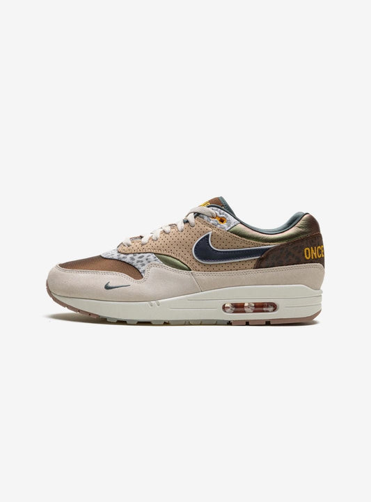 Nike Air Max 1 '87 Premium University of Oregon PE Baskets Beige Vert Mixte - 1