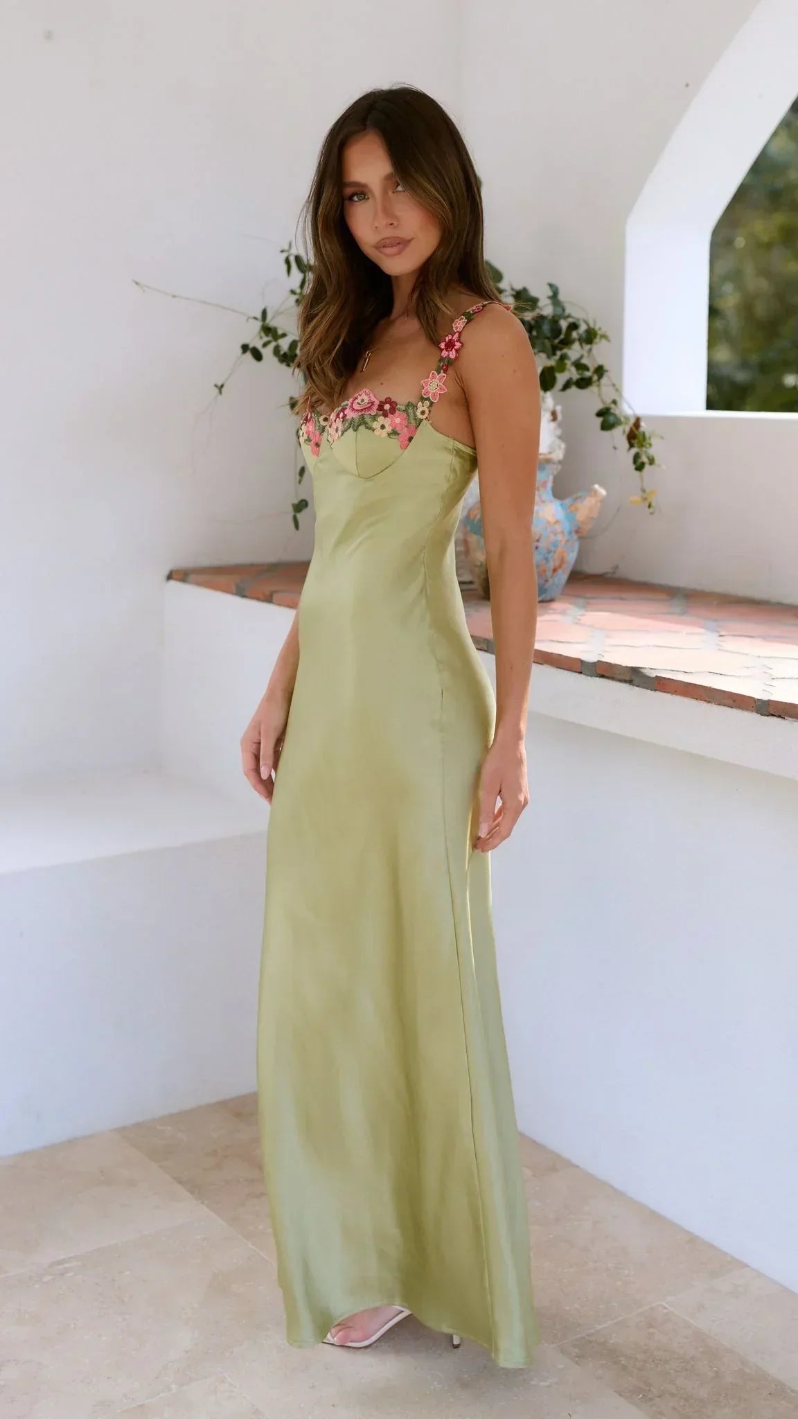 Robe Longue Femme Fleurie – Bretelles Fines et Coupe Fluide