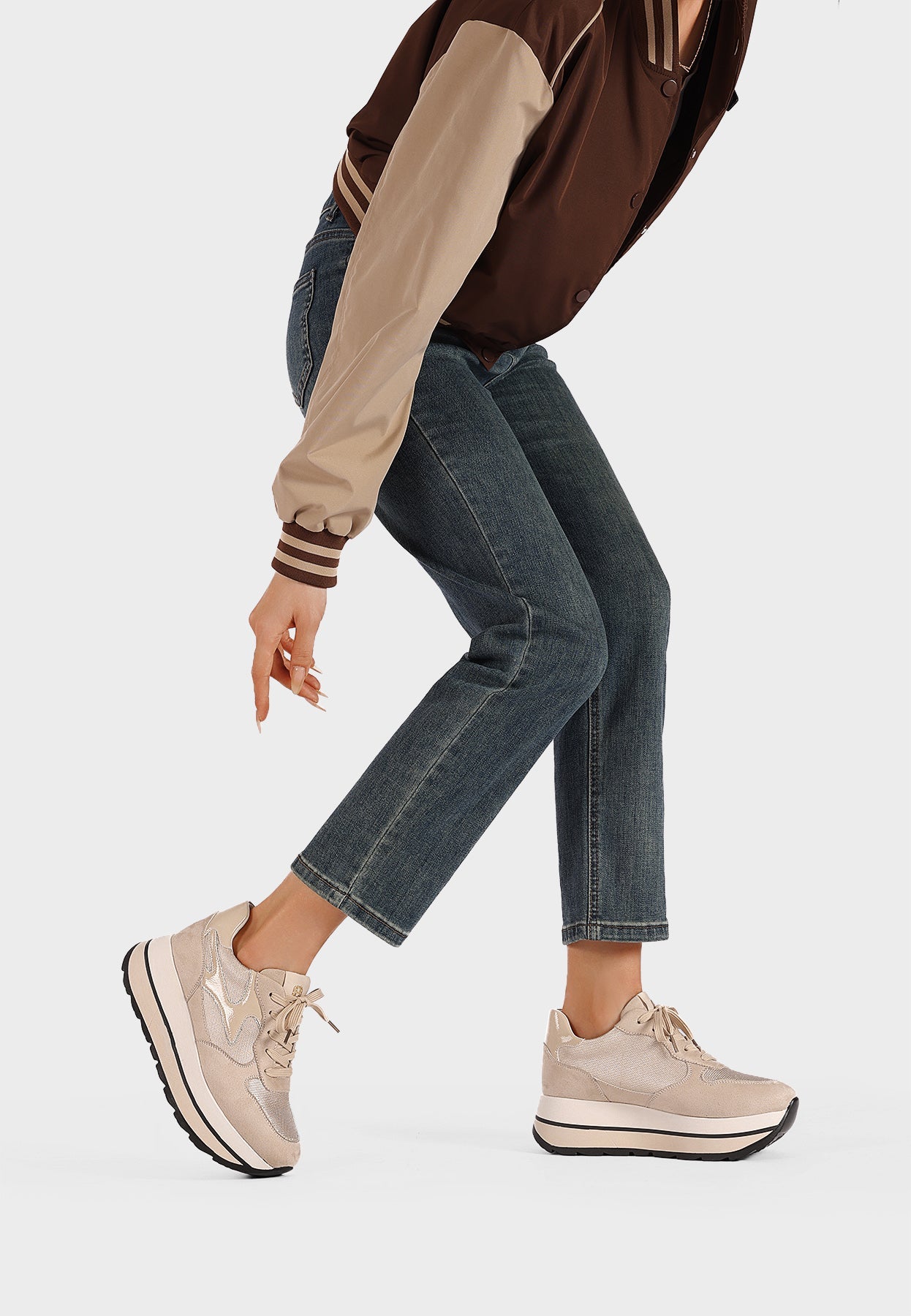Baskets Femme Romy – vue portée