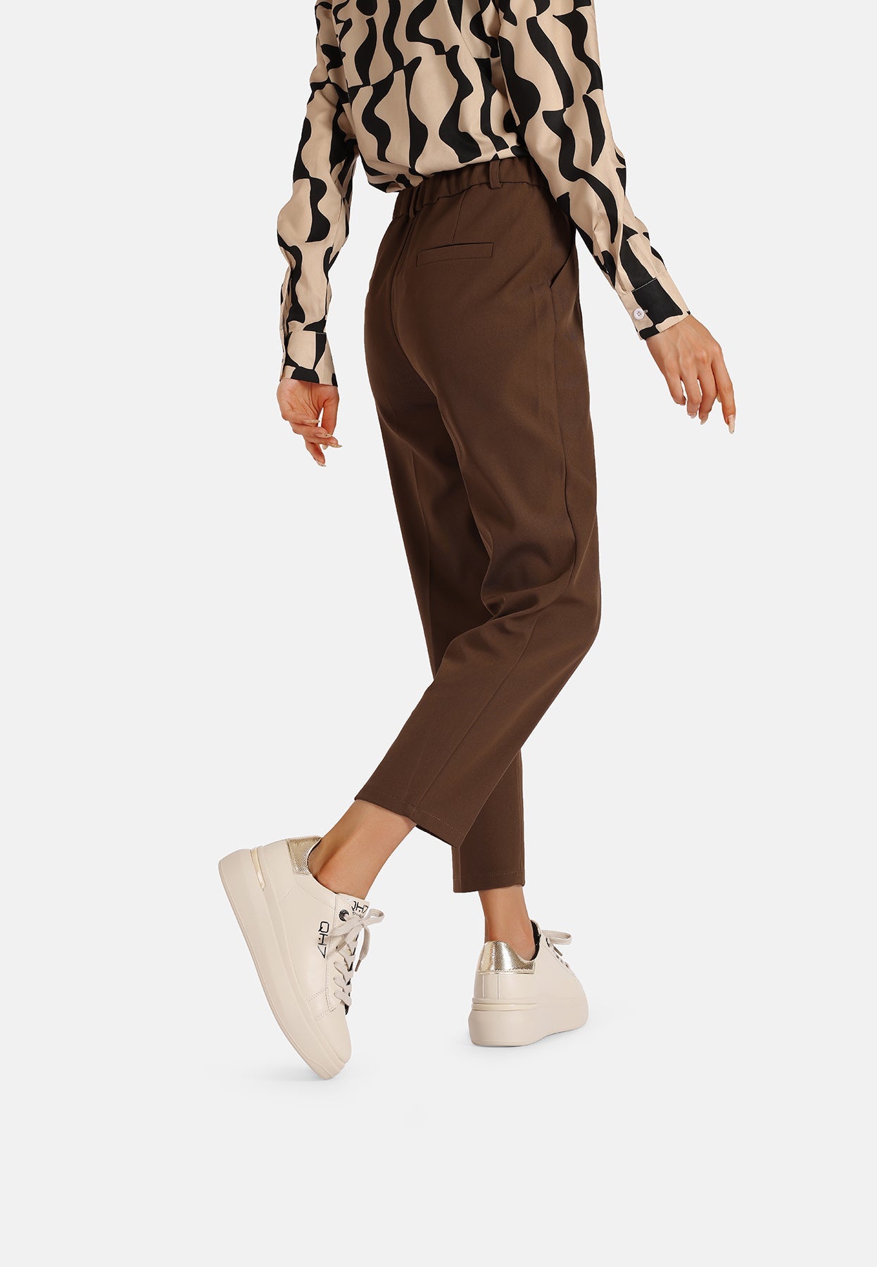 Baskets Femme Carine – détail de la matière