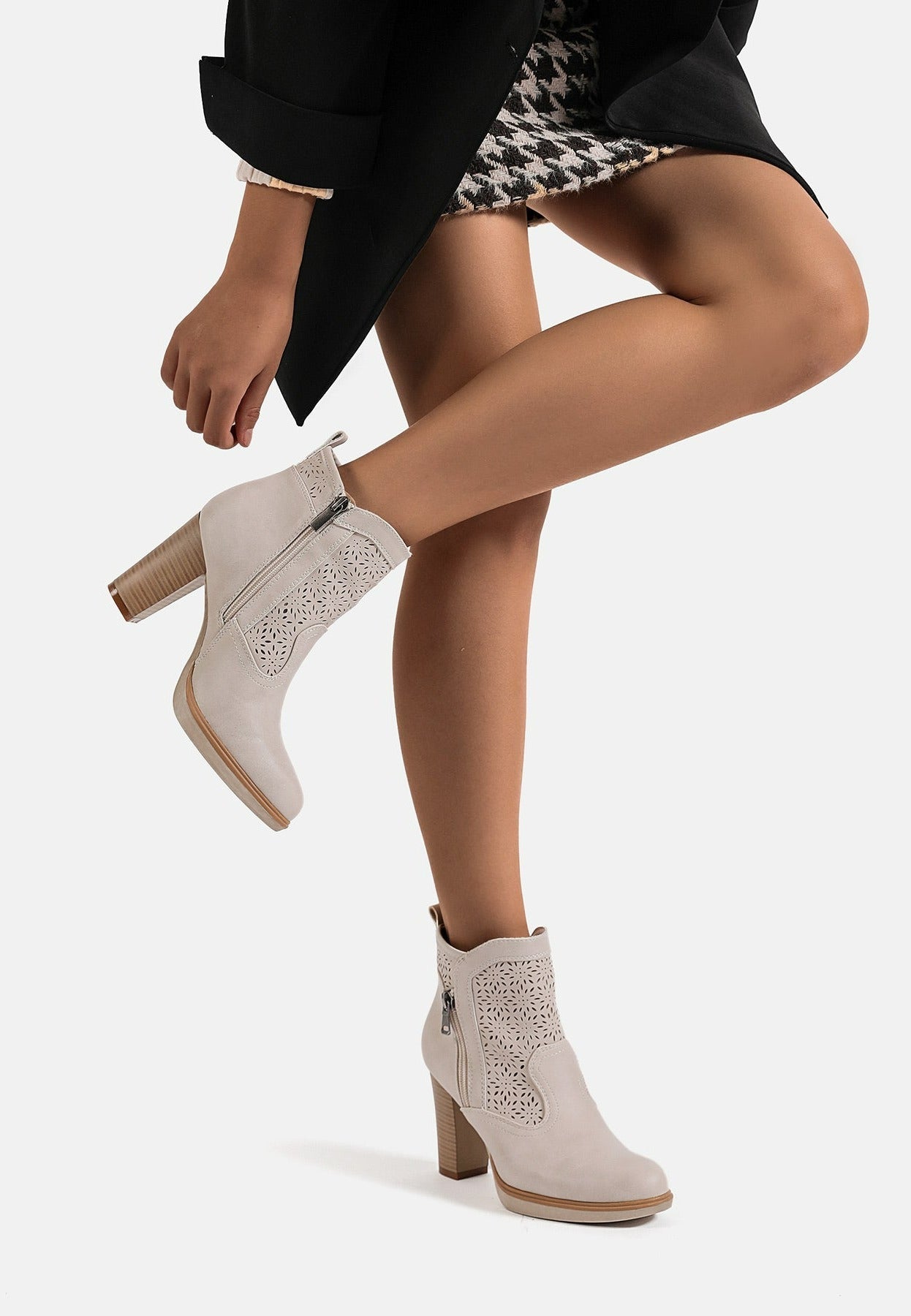 Bottines Femme Inaya – détail de la matière