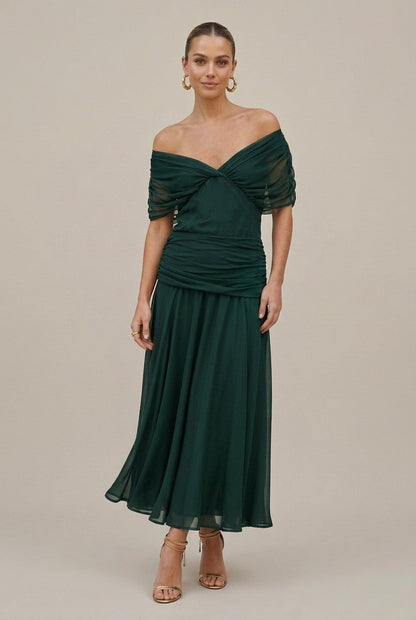 Robe Maxi Mousseline Femme – Épaules Dénudées Taille Froncée Coupe Fluide